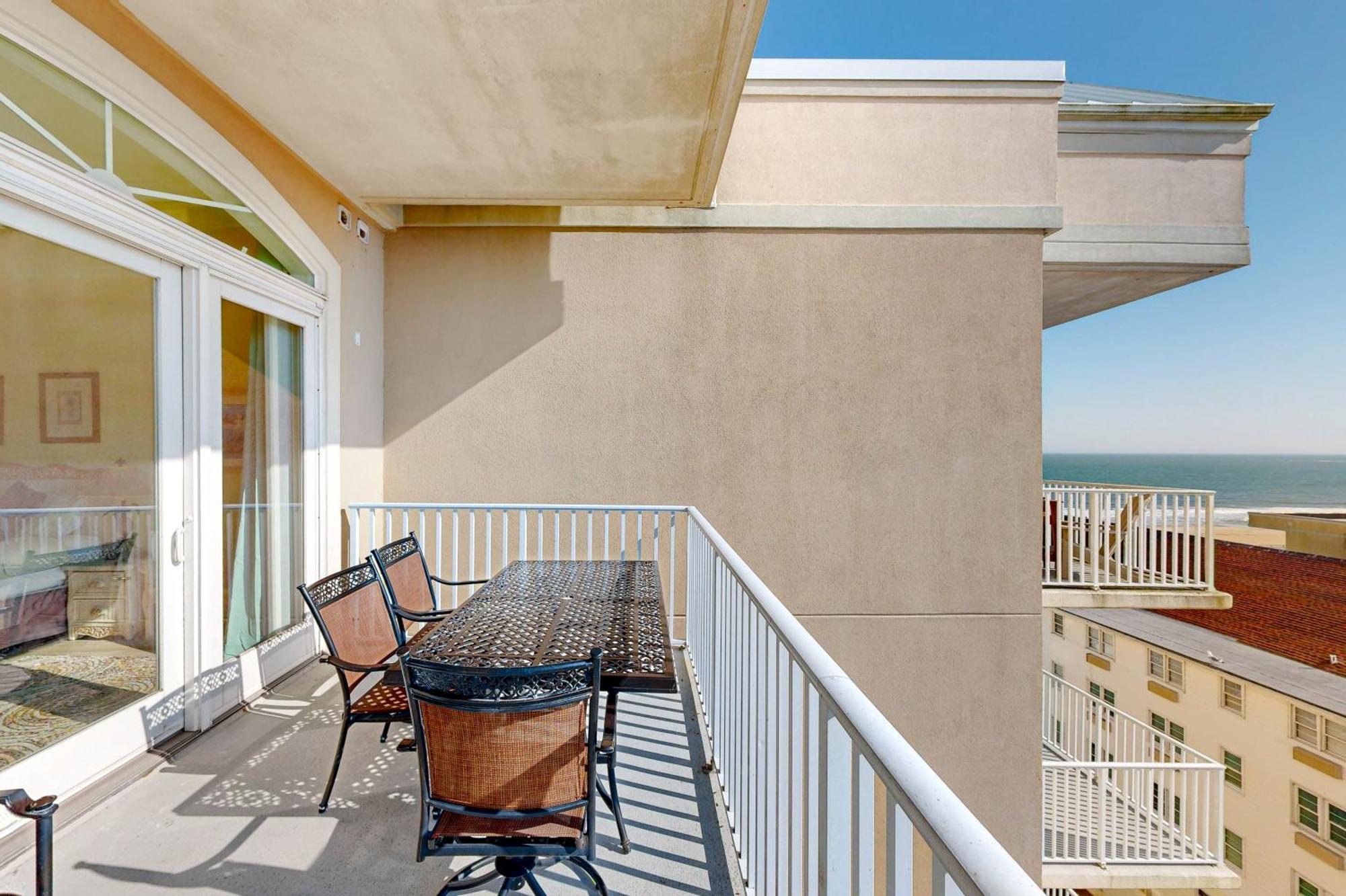 South Beach II Ocean City Room photo